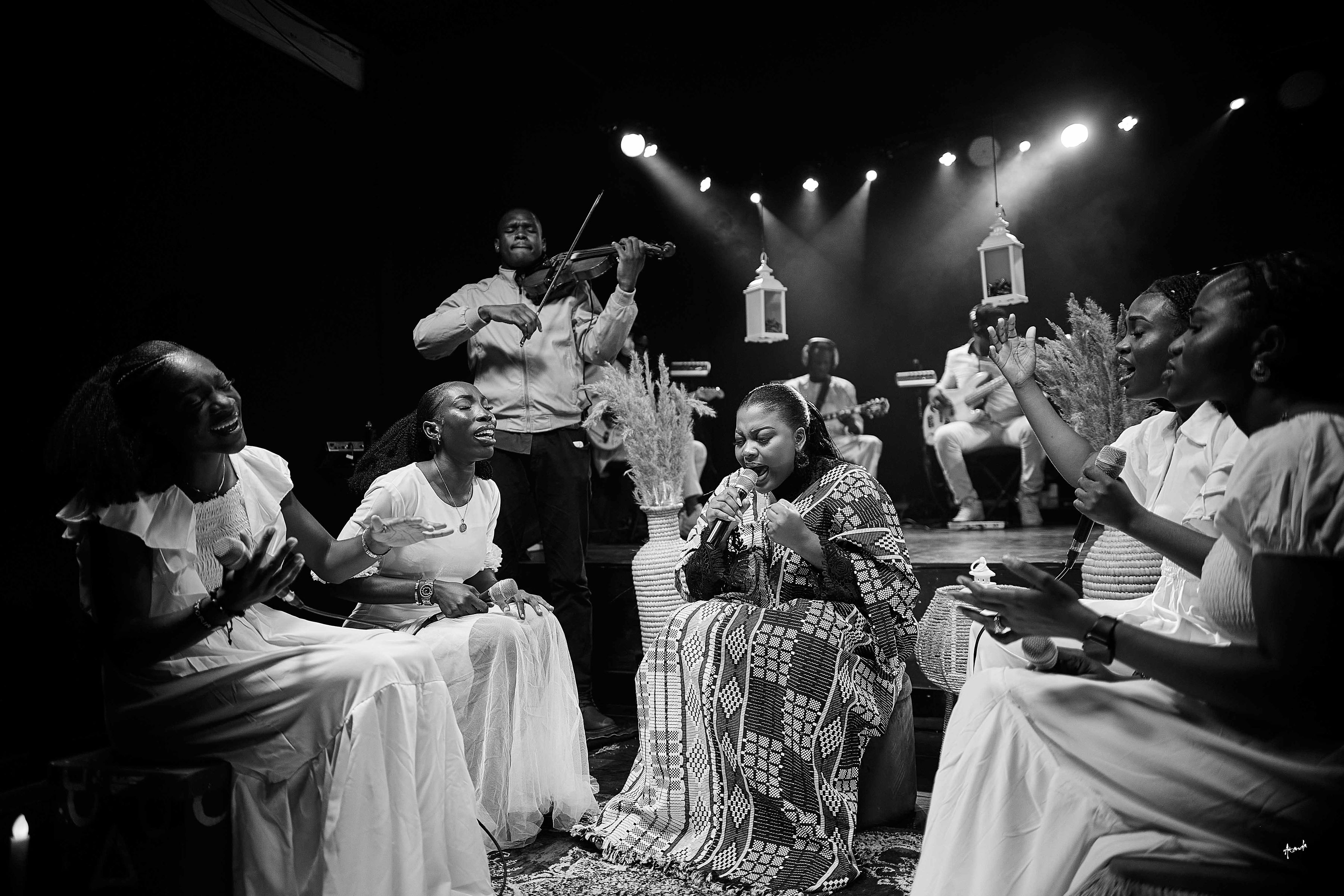 Artists mid performance at a Livemusic Studios production