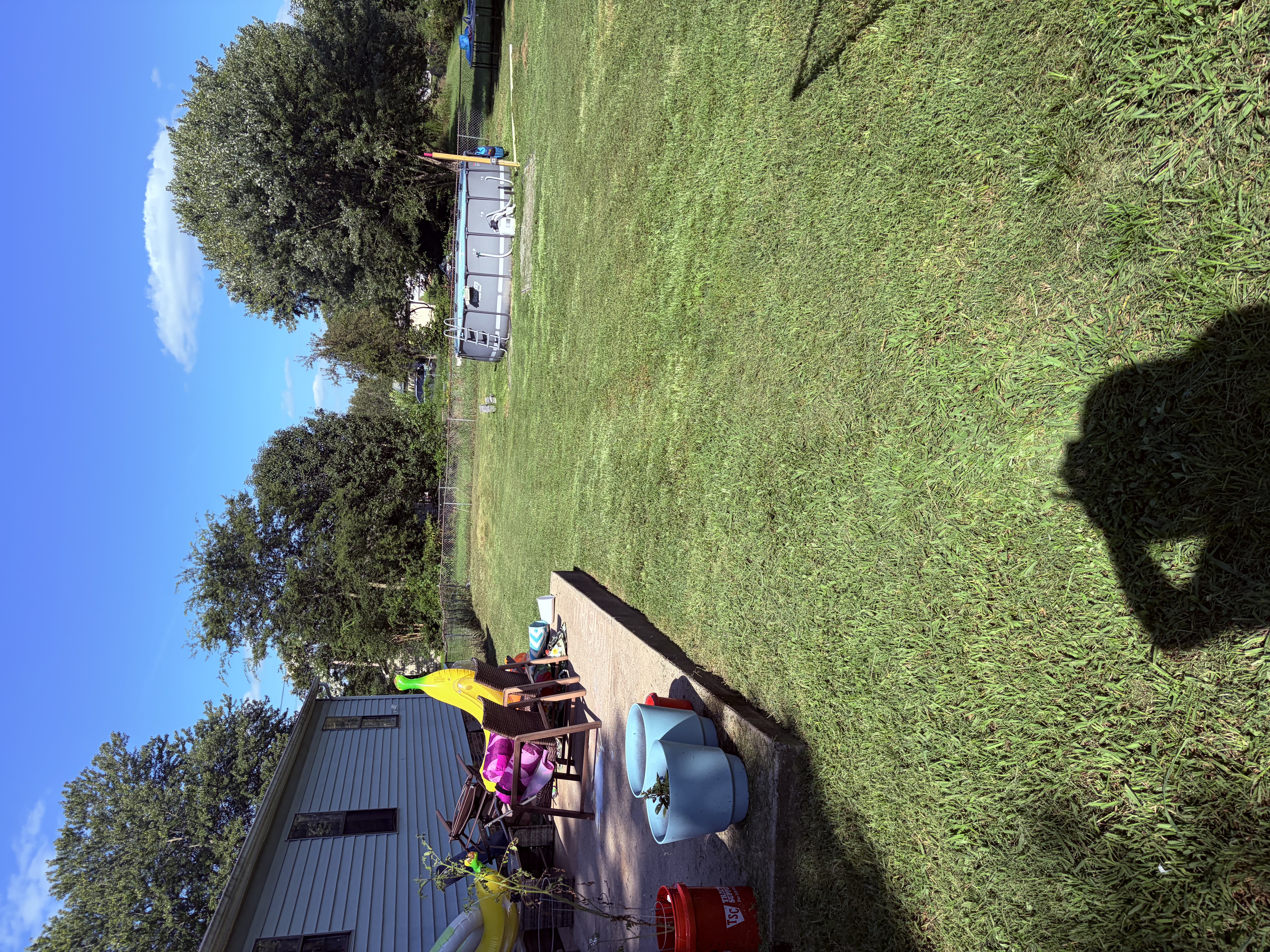 Cleaned and maintained property grounds after a service appointment