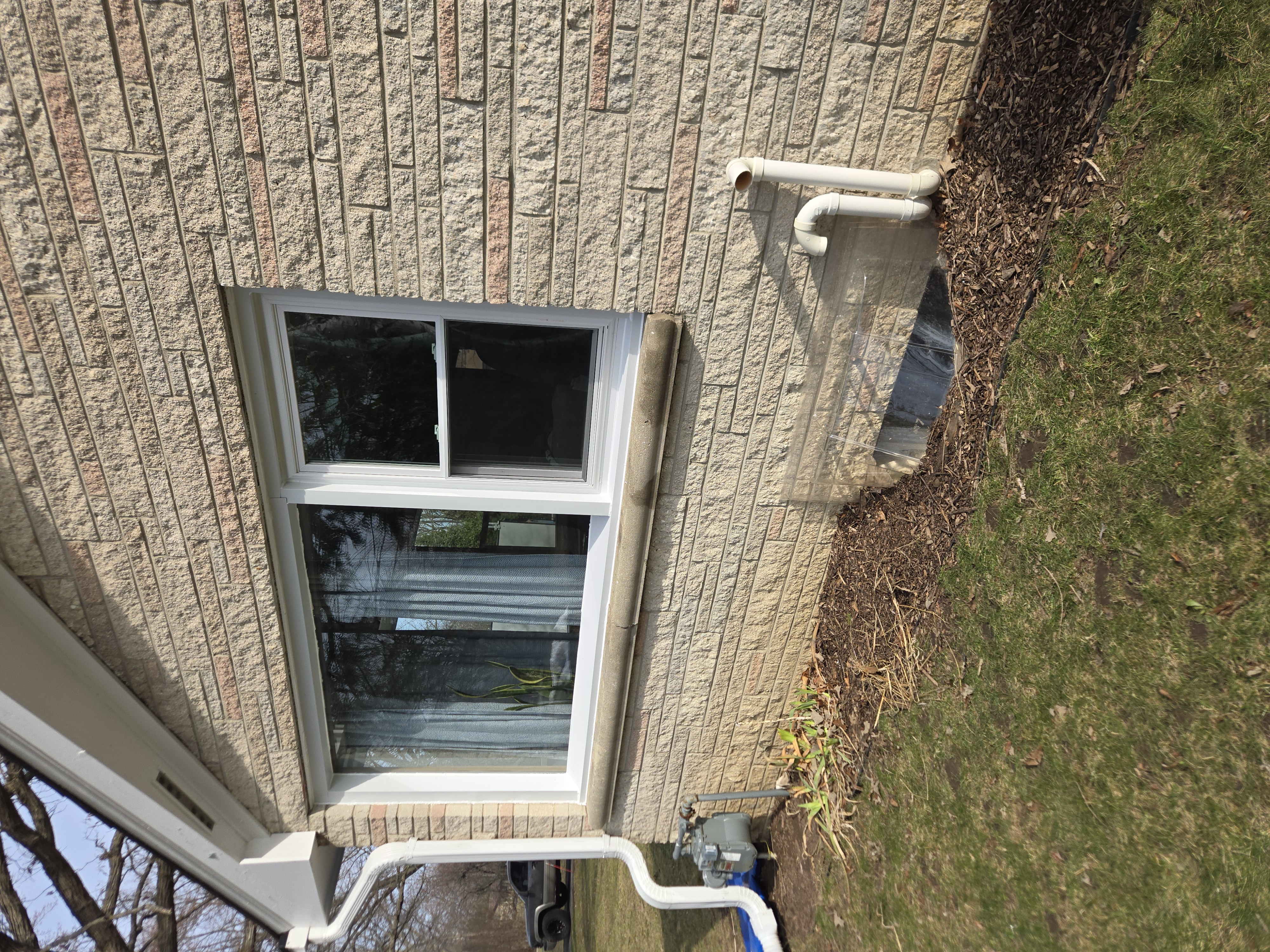 Custom bent metal flashing detail