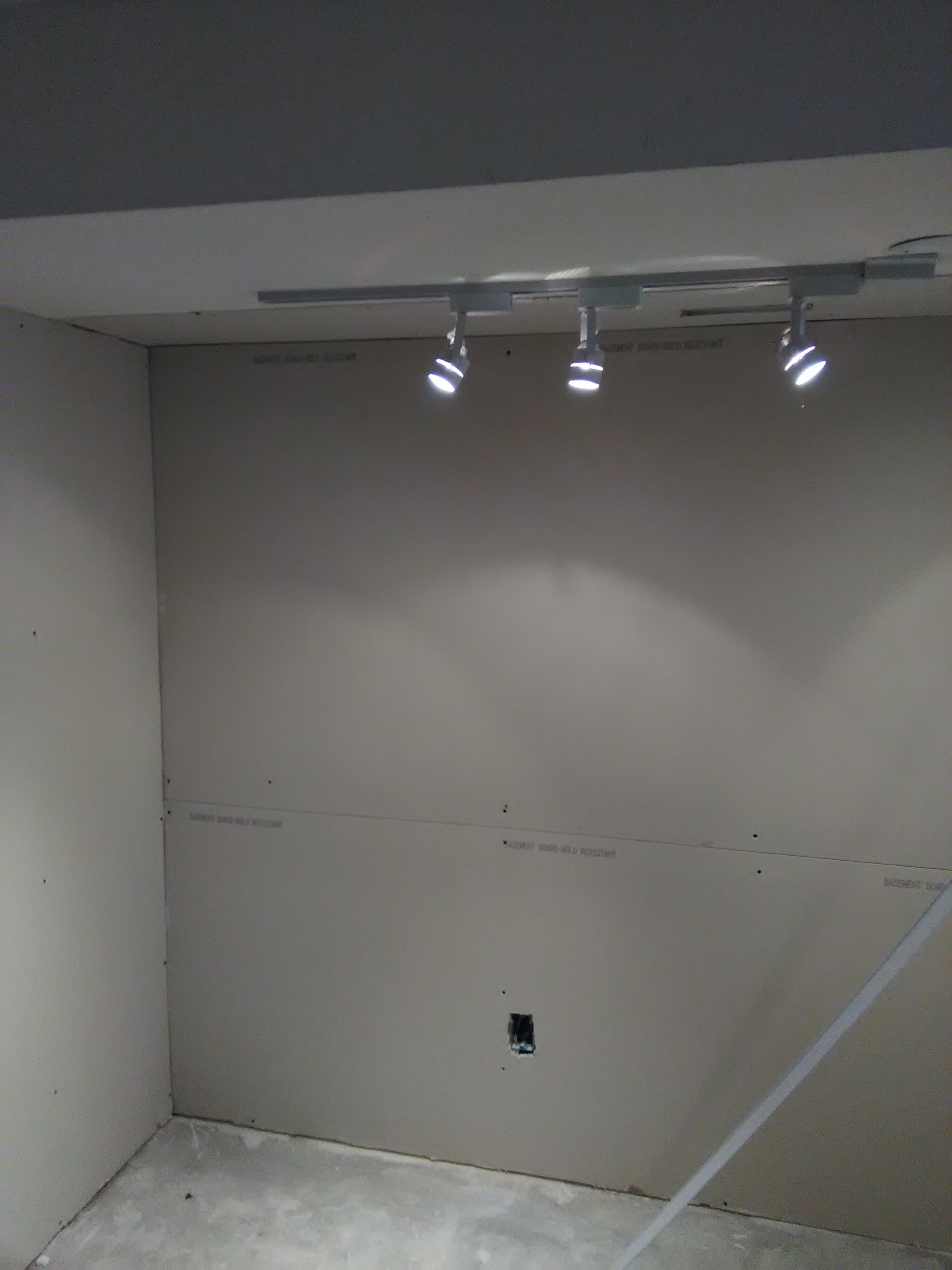 Drywall project photo 19